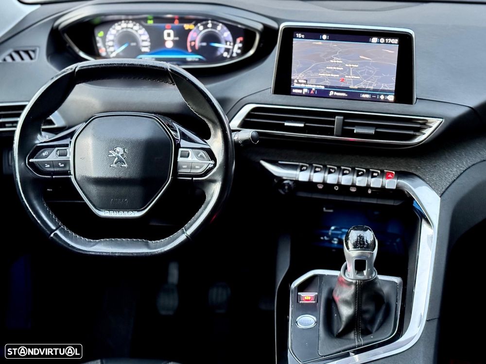 Peugeot 3008 PureTech 130 Stop & Start GPF Allure Pack - 25