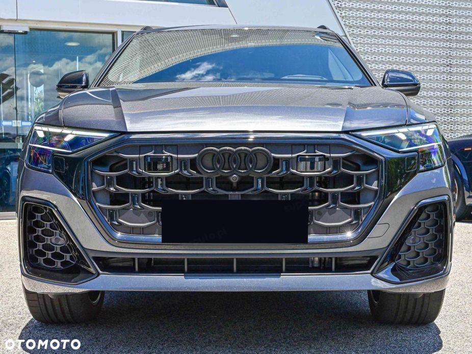 Audi Q8 - 4