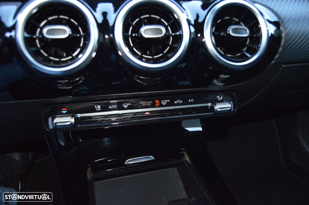 Mercedes-Benz A 180 d Style Plus Aut. - 38