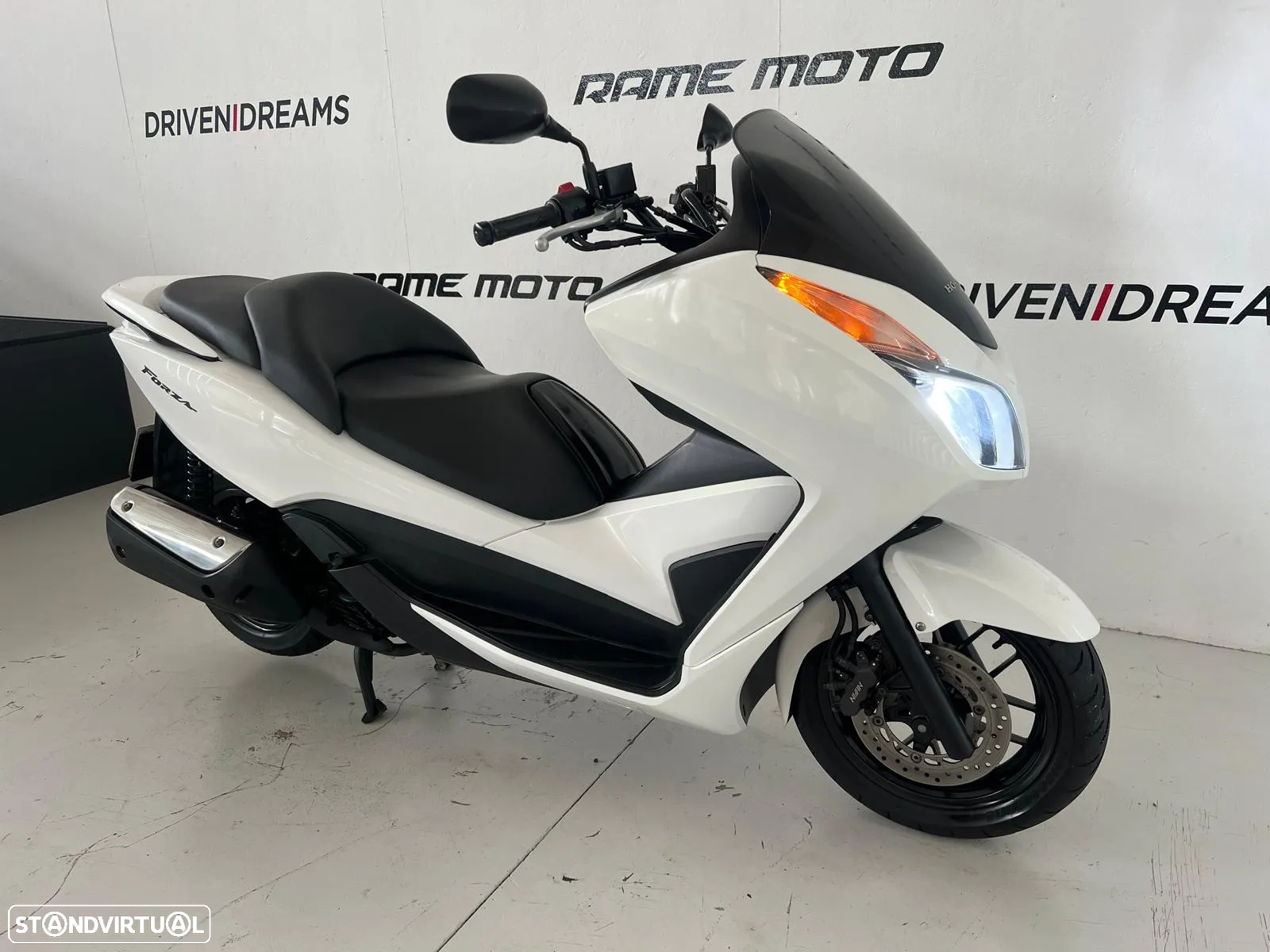 Honda Forza 300 - 2