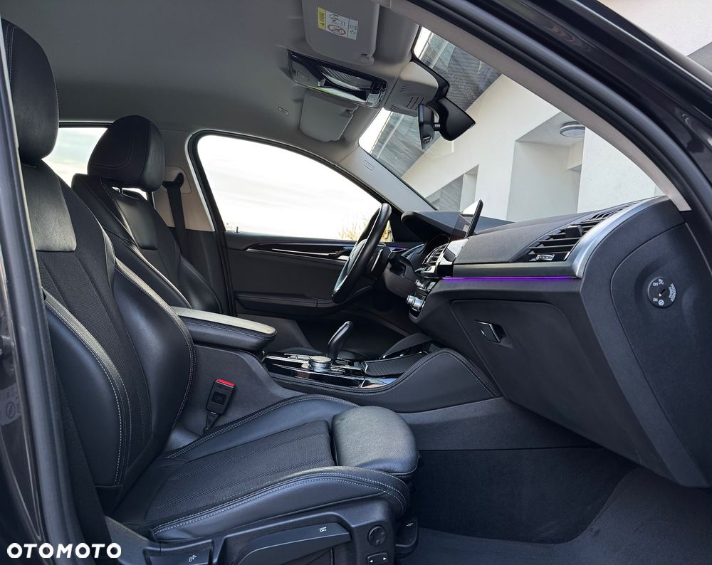 BMW X4 xDrive20d xLine sport - 11