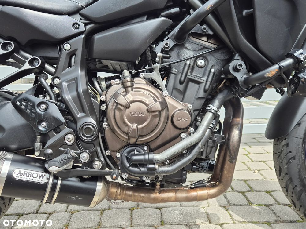 Yamaha MT - 12