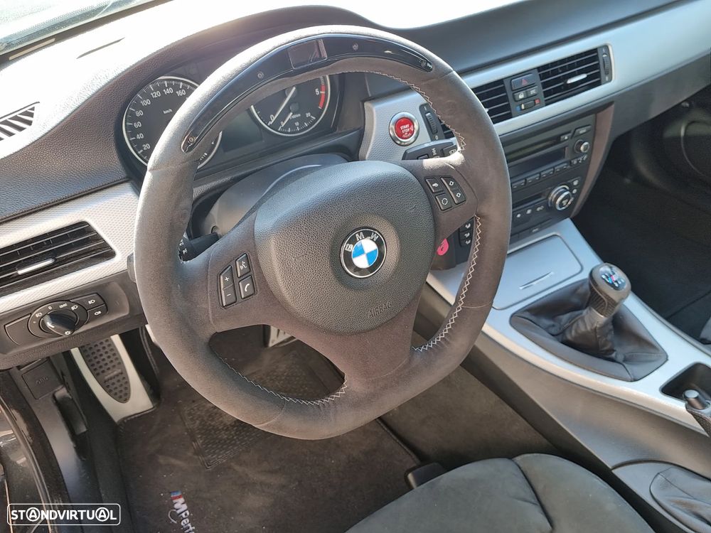 BMW 320 d Coupe - 12