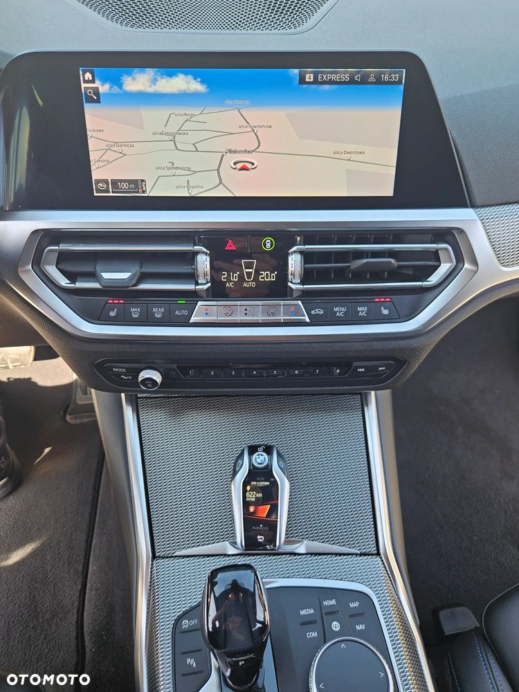 BMW Seria 3 320d xDrive M Sport - 18