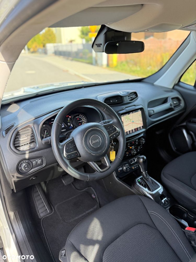 Jeep Renegade - 13