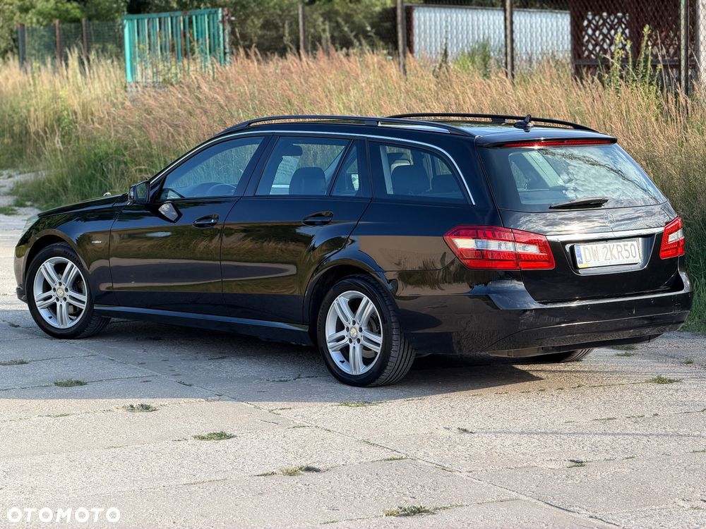 Mercedes-Benz Klasa E 220 CDI DPF BlueEFFICIENCY Automatik Elegance - 19