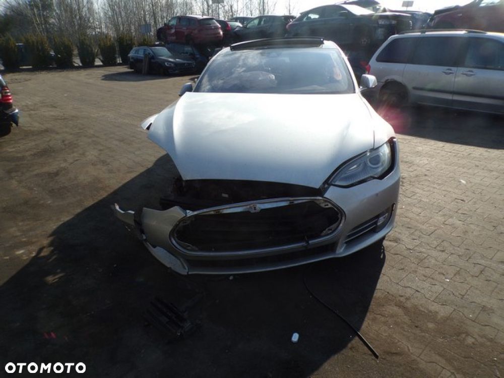 Części- Tesla Model S 90 kWh 422 KM LIFT 16R - 3