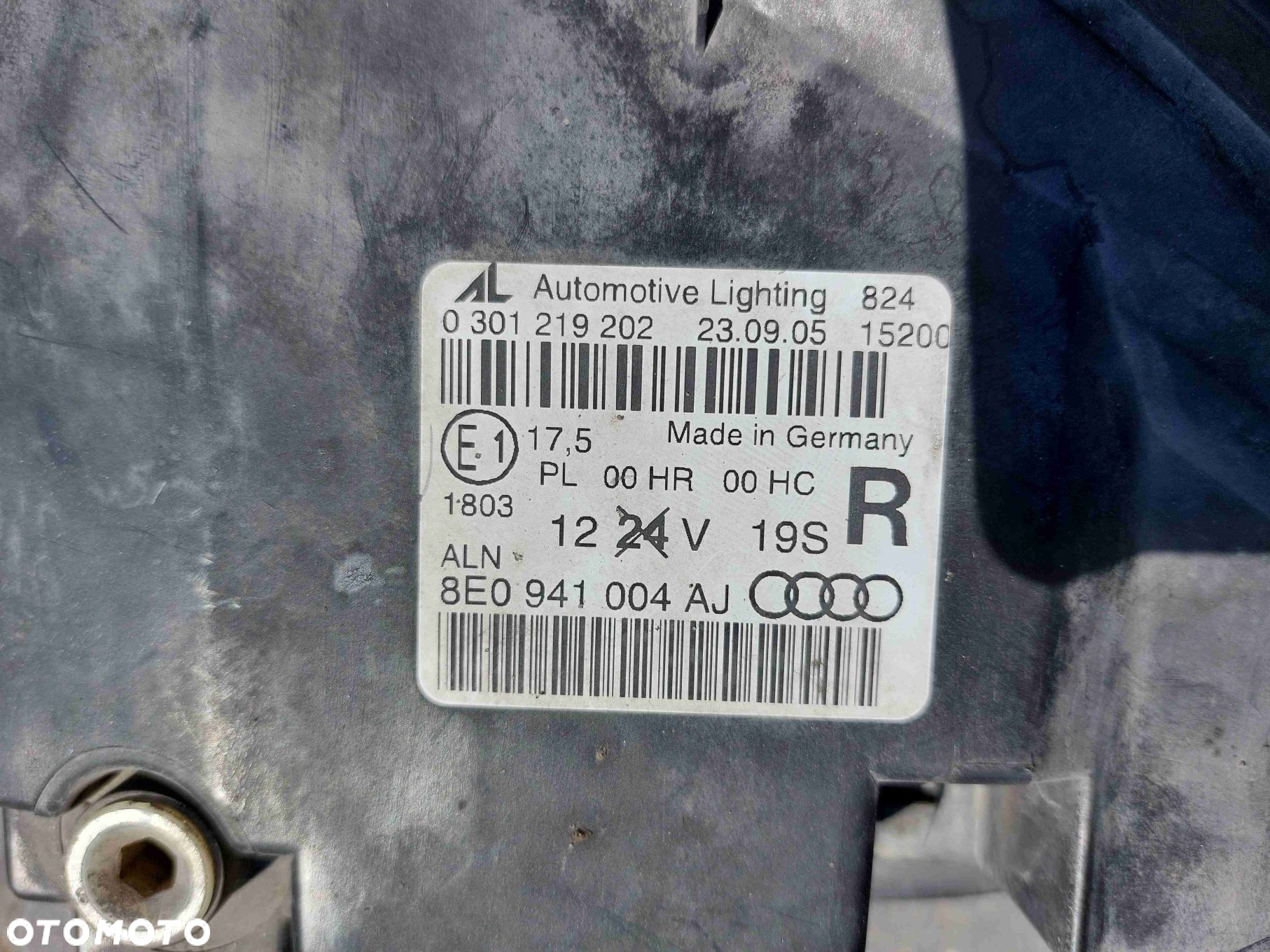 LAMPA LEWY + PRAWY PRZÓD AUDI A4 B7 EU EUROPA - 8