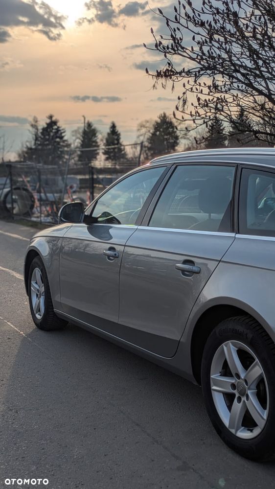 Audi A4 Avant 2.0 TDI DPF Ambiente - 21
