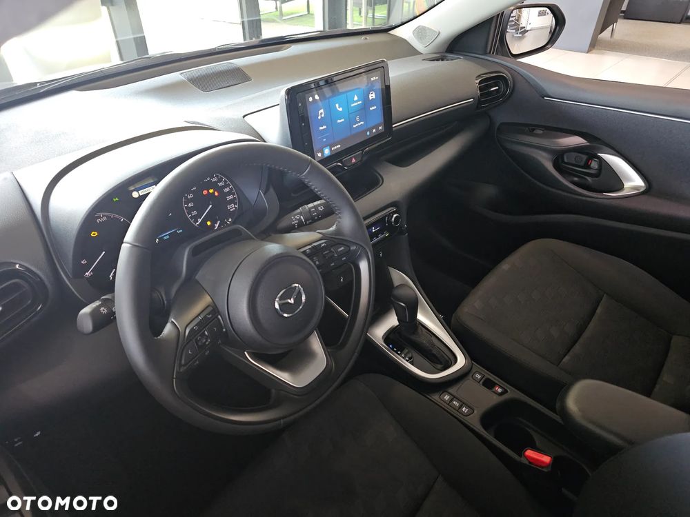 Mazda 2 - 6