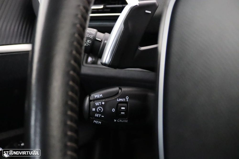 Peugeot 3008 PureTech 130 Stop & Start EAT6 Active - 13