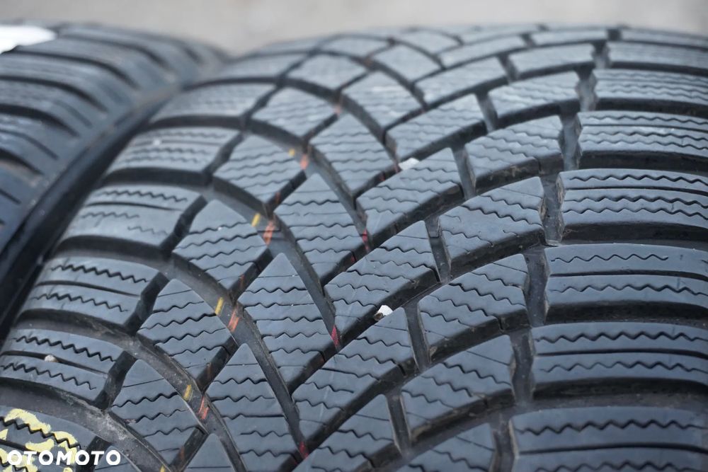 215 45 18 Bridgestone Blizzak 7mm - 5