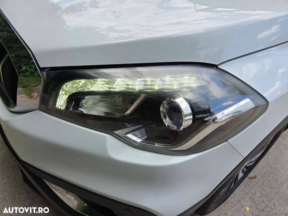 Suzuki S-Cross 1.6 DDIS ALLGRIP Luxus TCSS - 35