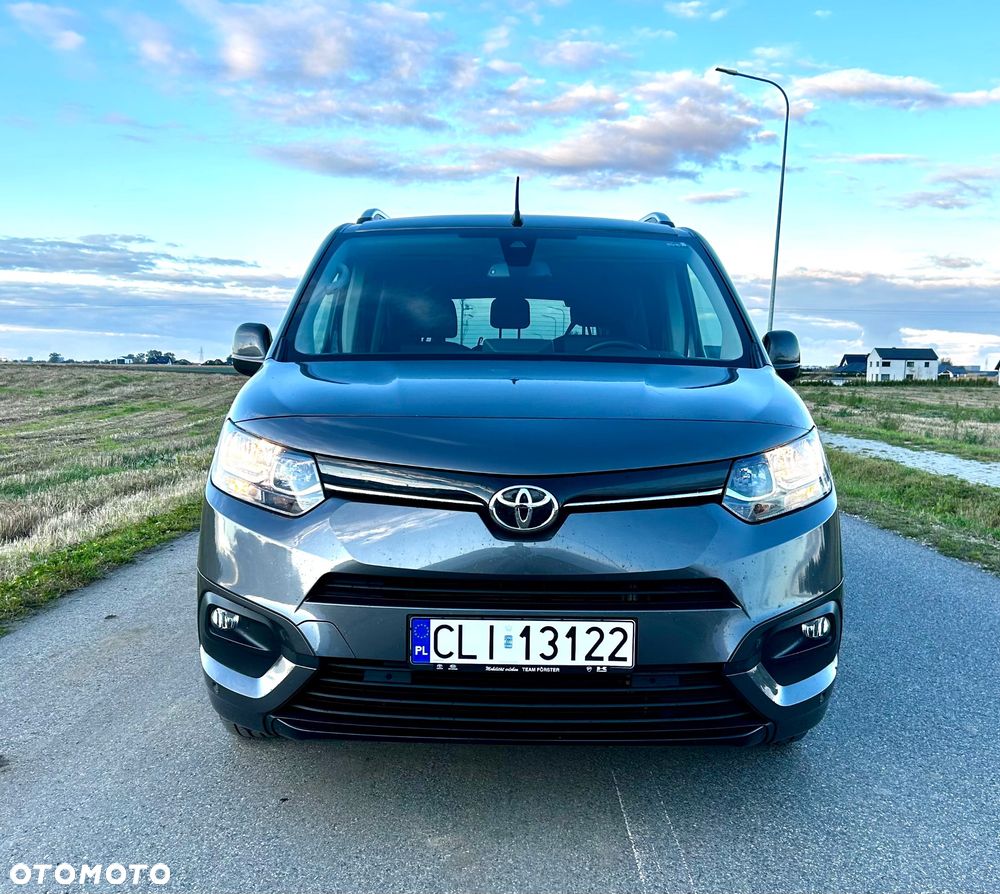 Toyota Proace City Verso 1.5 D-4D L1 Team Deutschland - 4