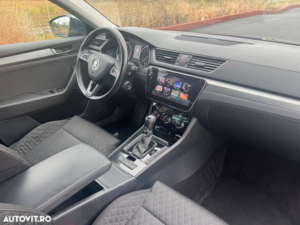 Skoda Superb Combi 2.0 TDI DSG Style - 10