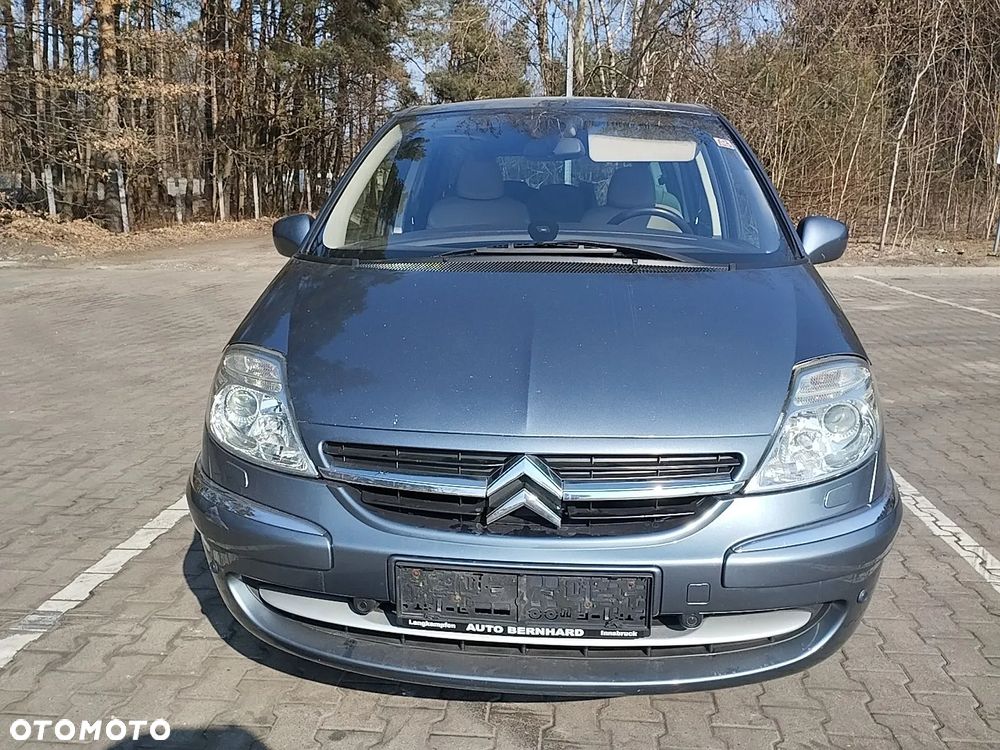 Citroën C8 HDi 165 Exclusive - 1