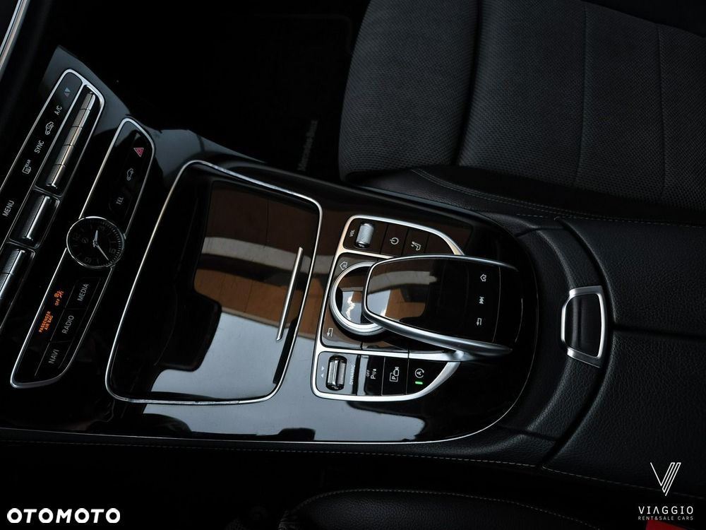 Mercedes-Benz Klasa E 200 d 9G-TRONIC Exclusive - 17
