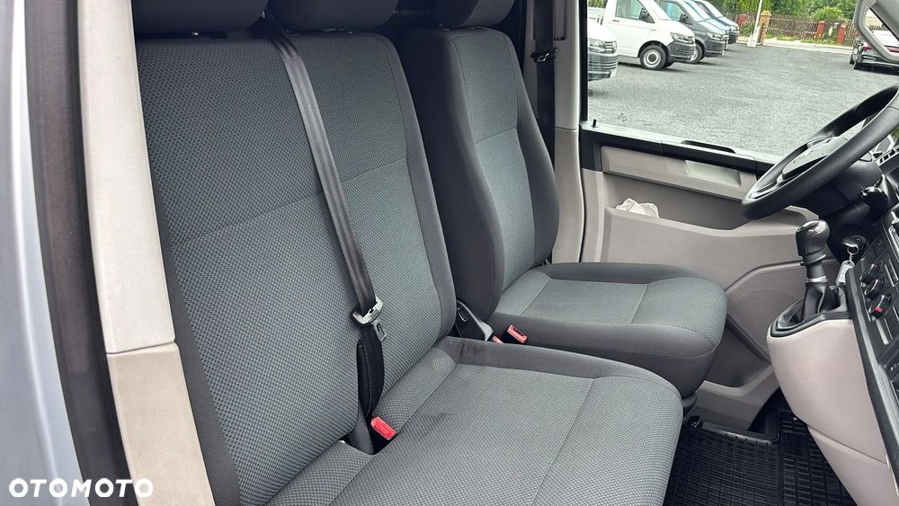 Volkswagen Transporter T6 - 22