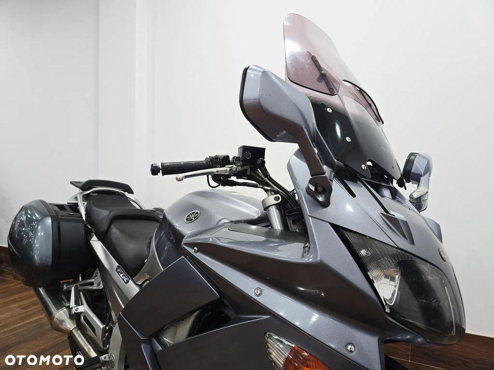 Yamaha FJR - 7