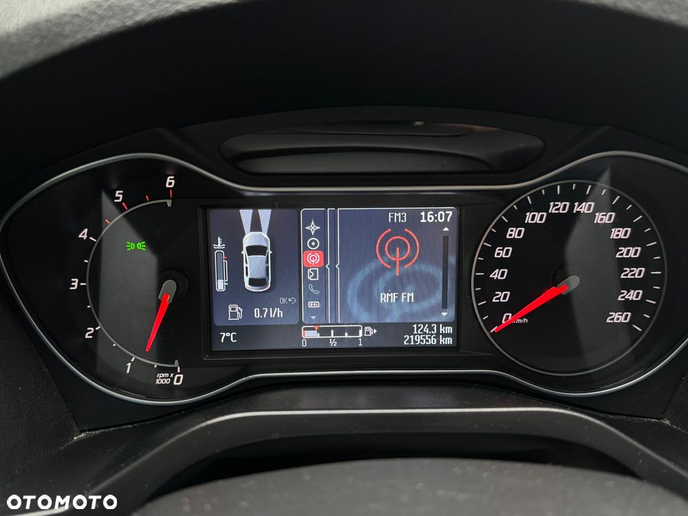 Ford S-Max 2.0 TDCi DPF Titanium X - 33