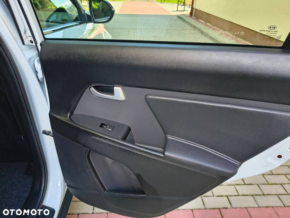 Kia Sportage 1.7 CRDI Business Line L 2WD - 24