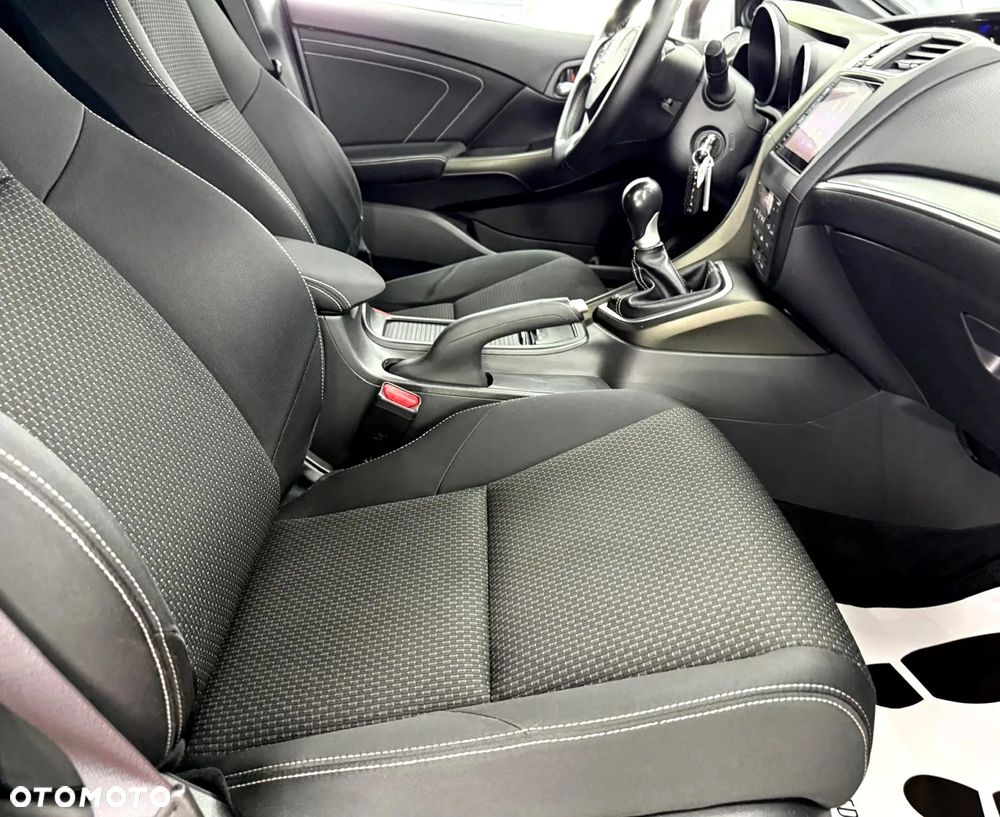 Honda Civic 1.8 i-VTEC Sport Black Edition - 30