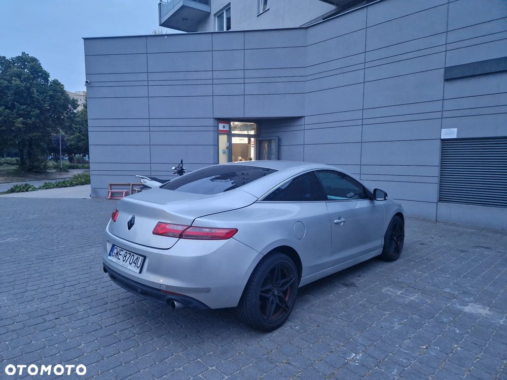 Renault Laguna 2.0 dCi Monaco GP2 - 3