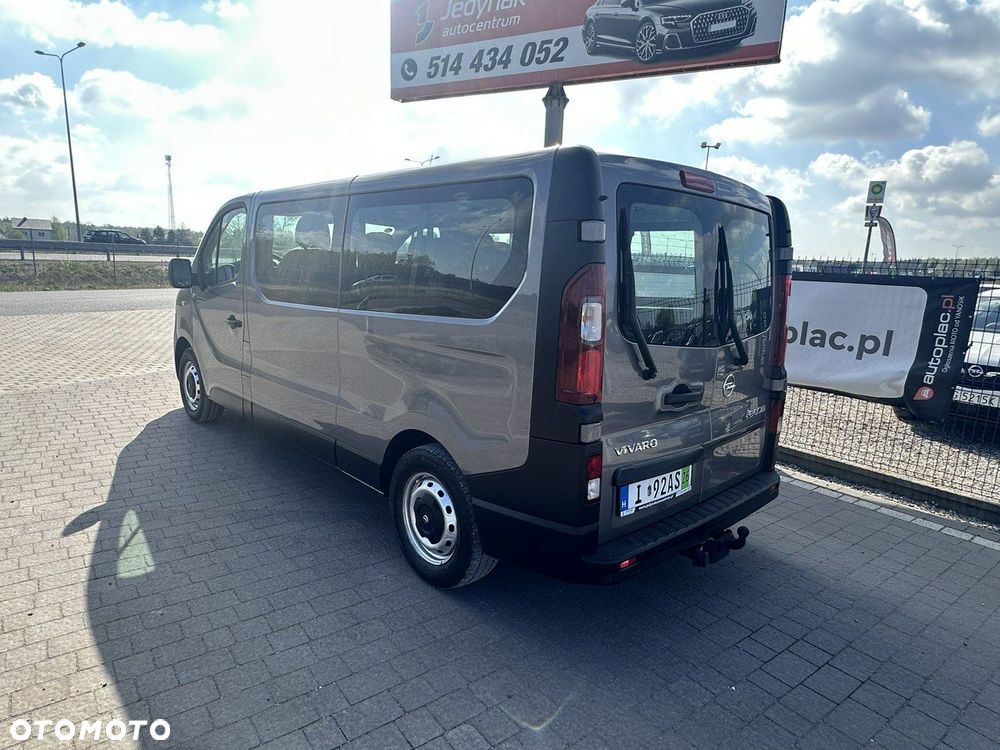 Opel Vivaro - 9