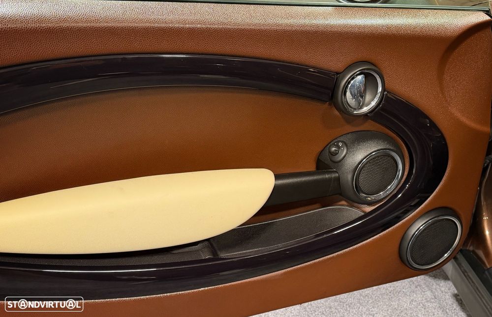 MINI Clubman Cooper D - 16