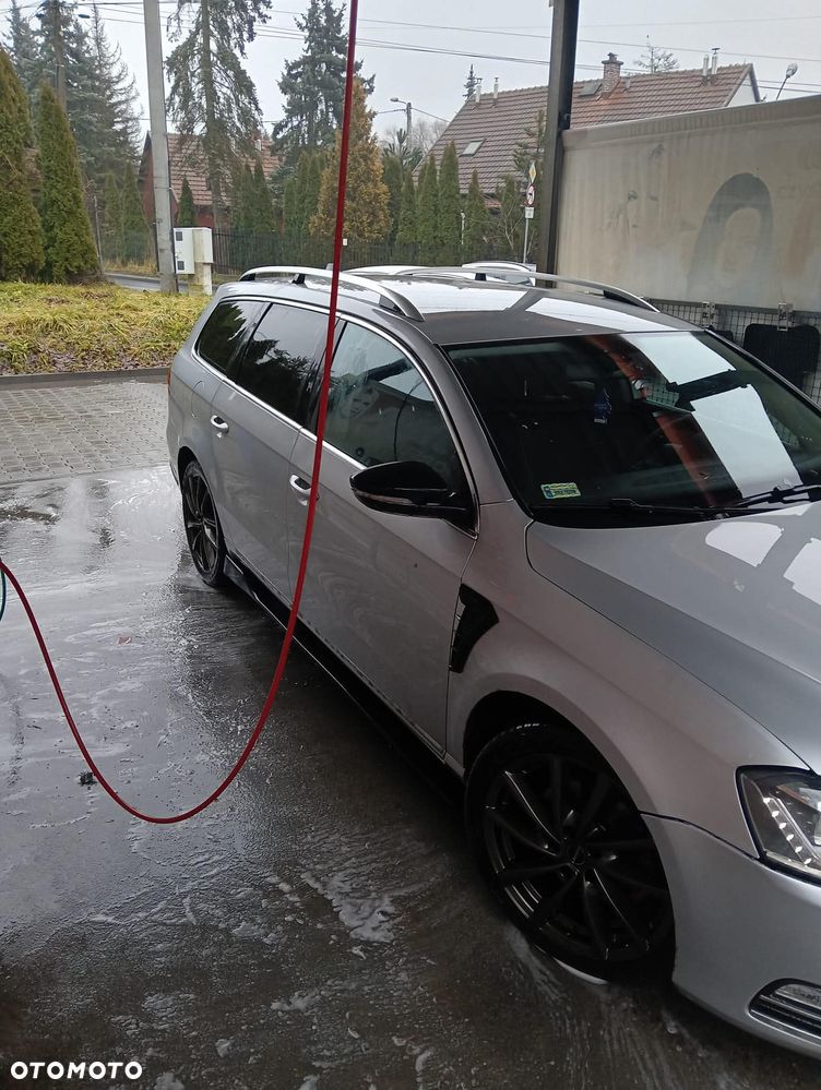 Volkswagen Passat 2.0 TDI Highline - 4