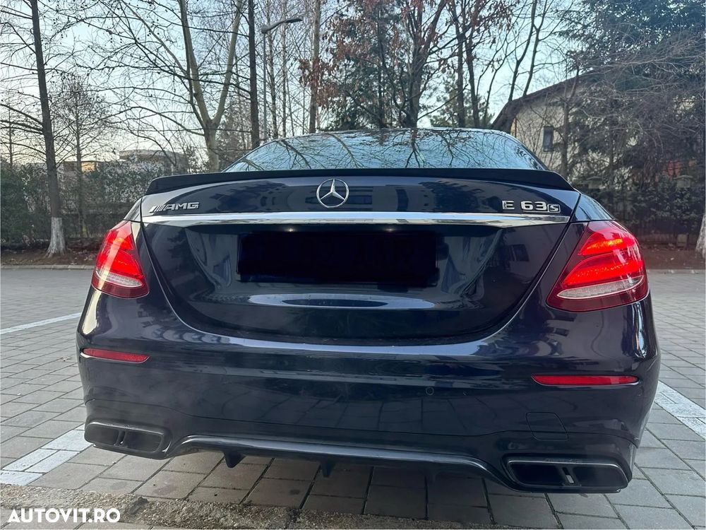Mercedes-Benz E AMG 63 S 4MATIC+ AMG Speedshift MCT-9G - 4