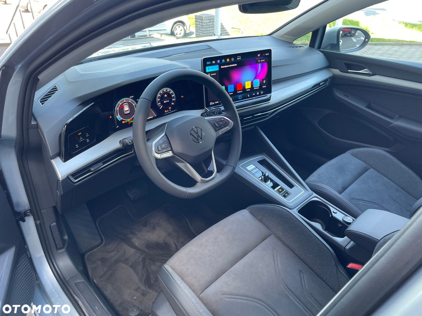 Volkswagen Golf VIII 1.5 eTSI mHEV Life Plus DSG - 11