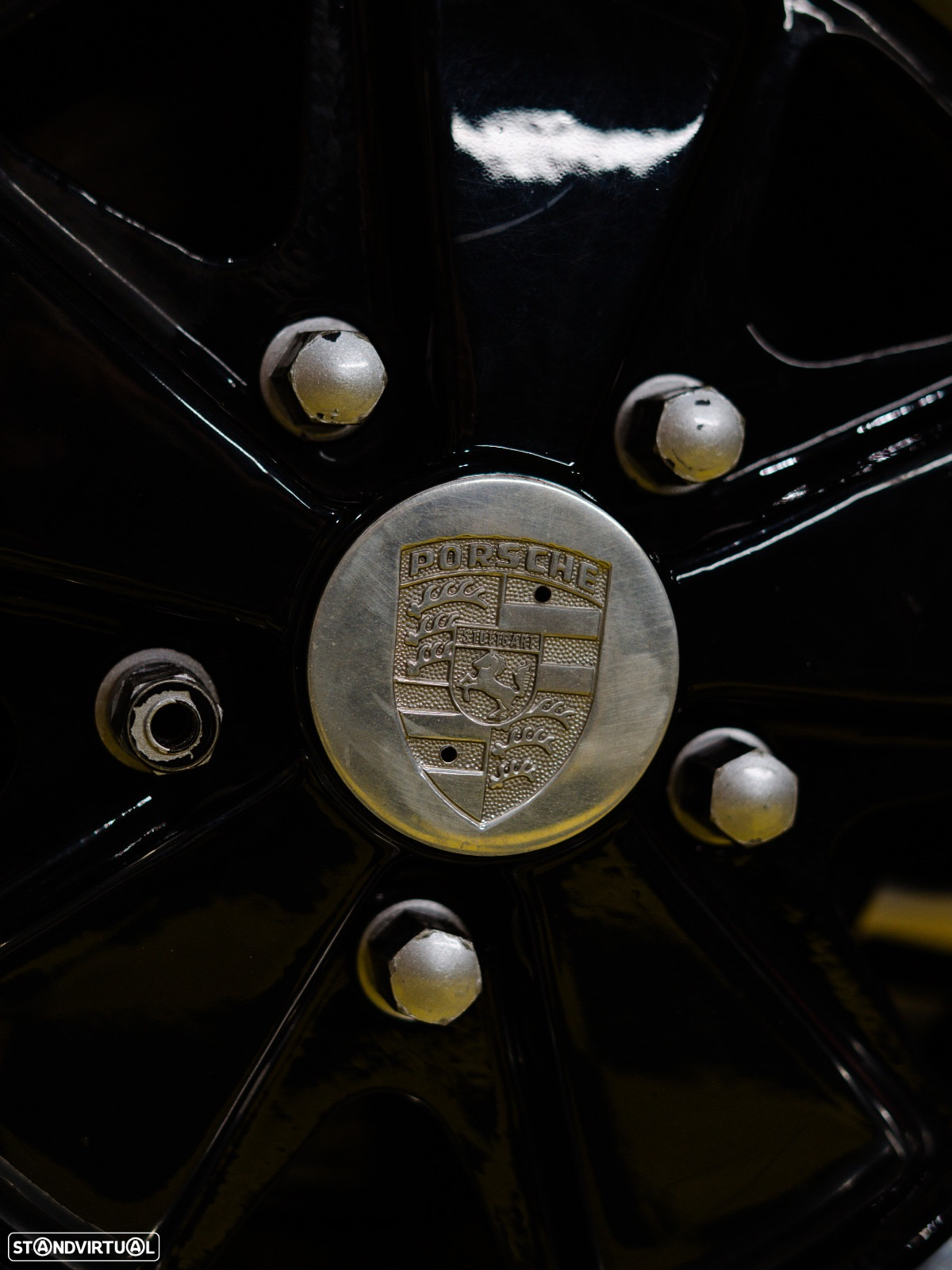 Porsche 944 Standard - 28