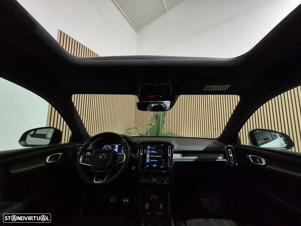 Volvo XC 40 1.5 T3 Tech Edition - 14