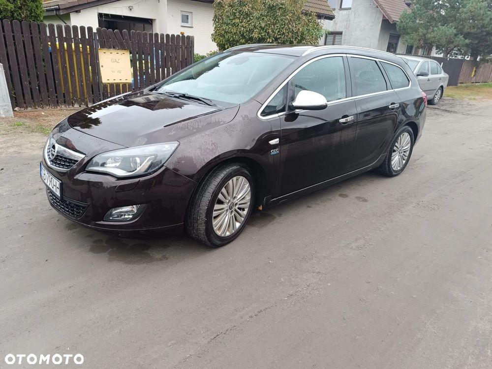 Opel Astra IV 1.6 T Cosmo - 2