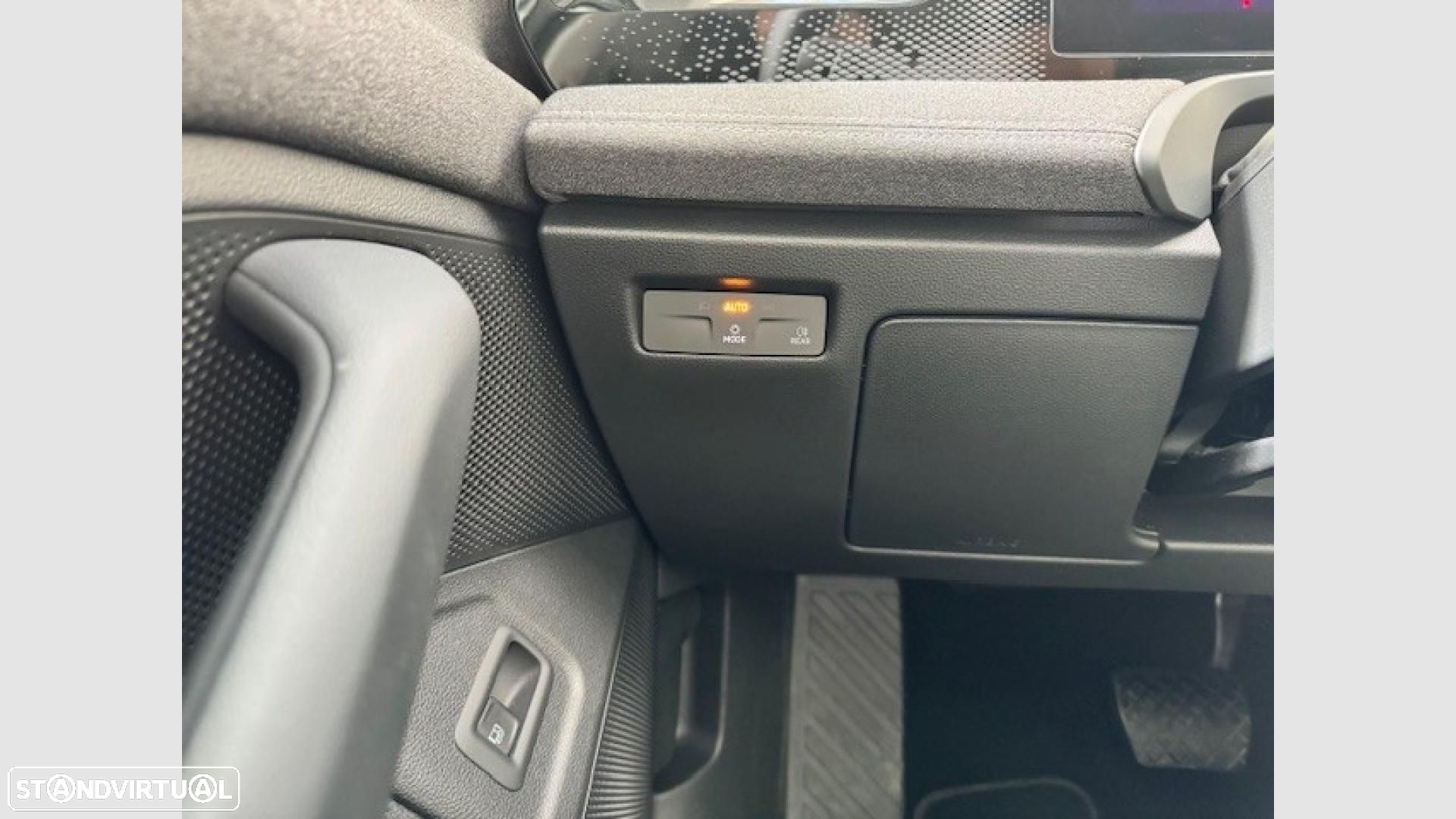 VW Passat Variant - 12