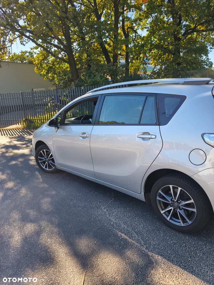 Toyota Verso - 3