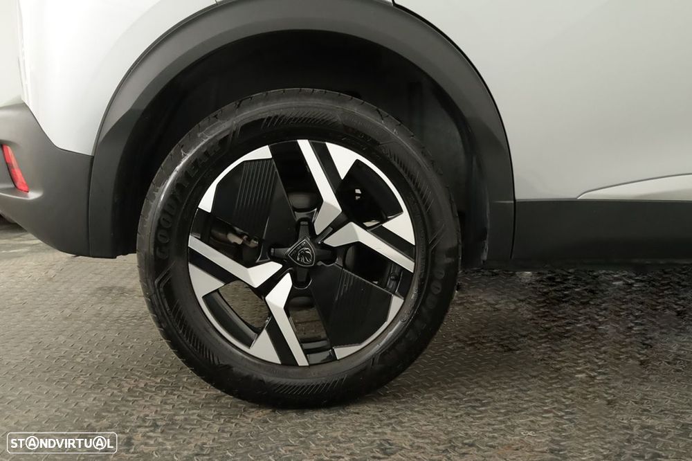 Peugeot 2008 1.2 PureTech Allure - 5