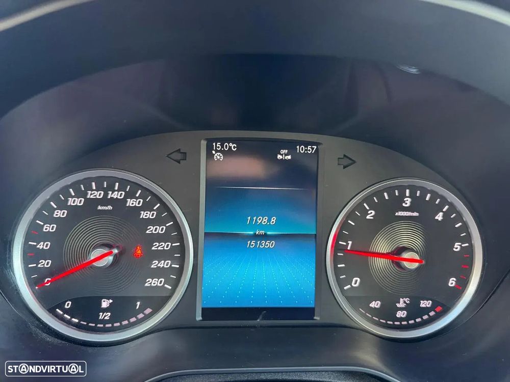 Mercedes-Benz C 200 - 9