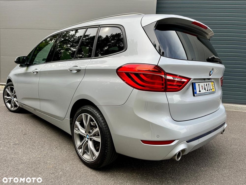 BMW Seria 2 220d Gran Tourer xDrive Sport-Aut Sport Line - 14