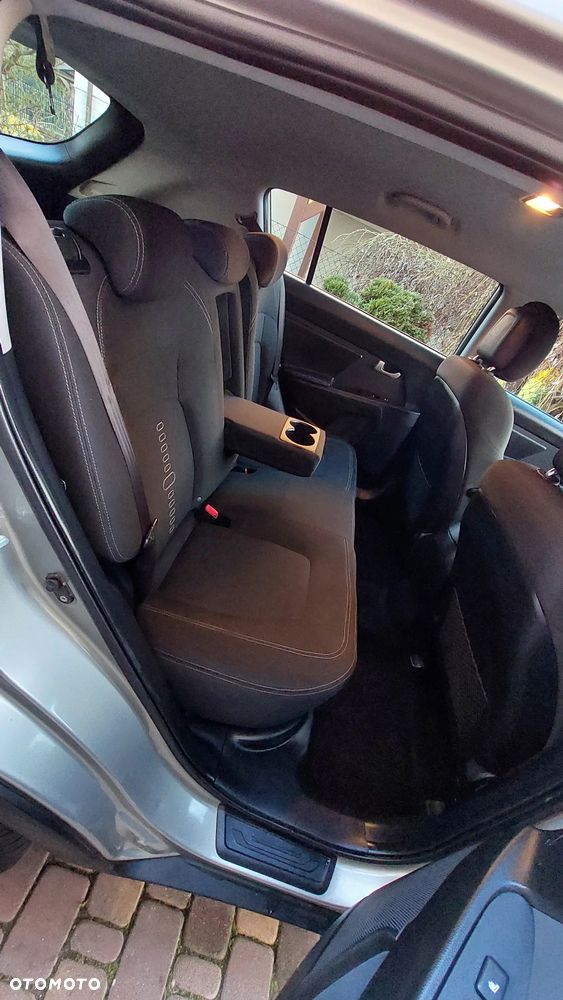 Kia Sportage 2.0 CRDI 4WD Dream-Team Edition - 16