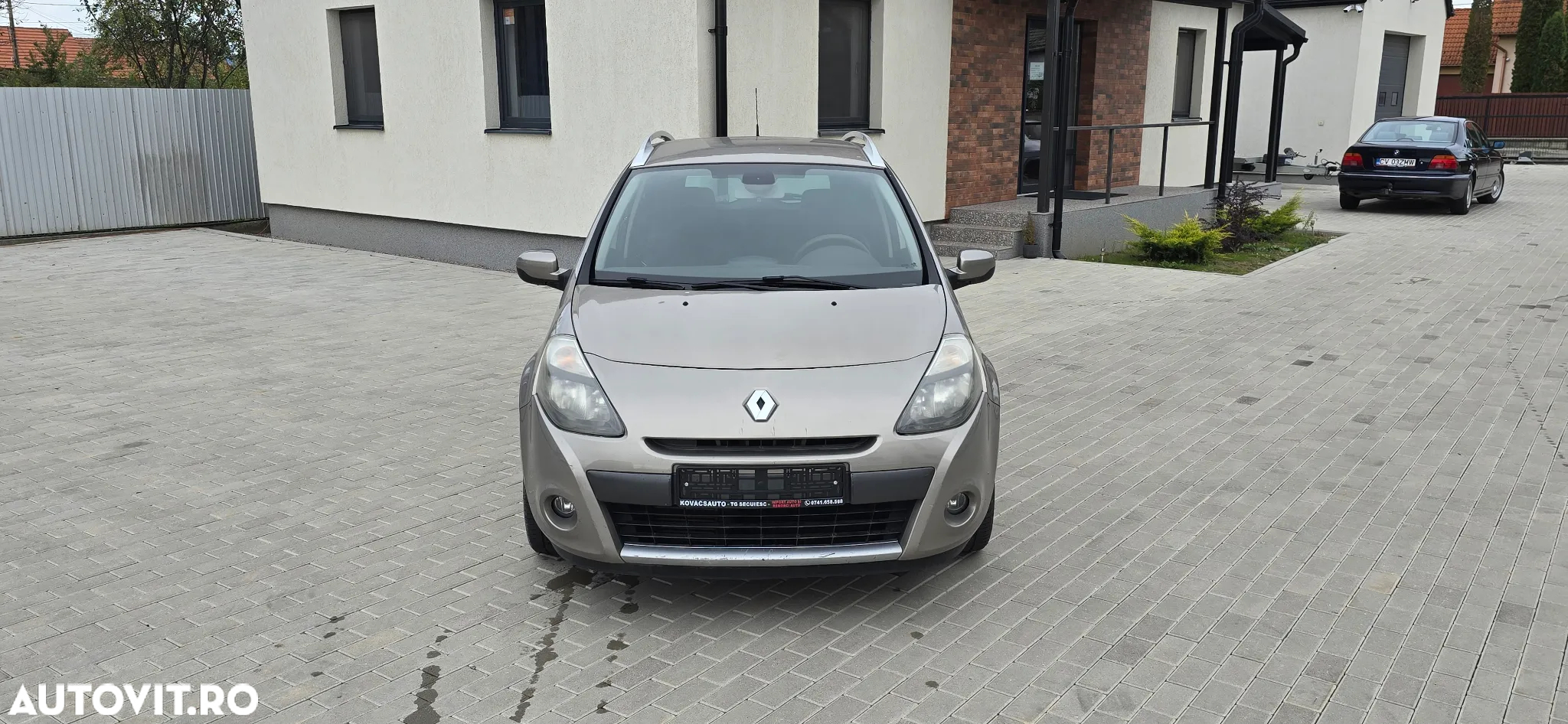 Renault Clio 1.5 dCi 85 FAP Grandtour Luxe - 14