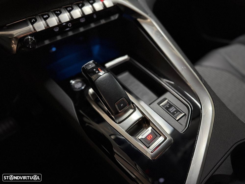 Peugeot 5008 1.5 BlueHDi Allure EAT8 - 20