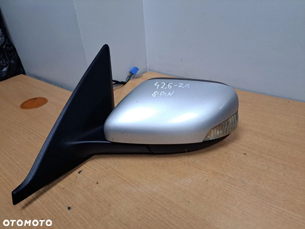 Lusterko Lewe Volvo V50 S40 04-07R 8pin 426-26