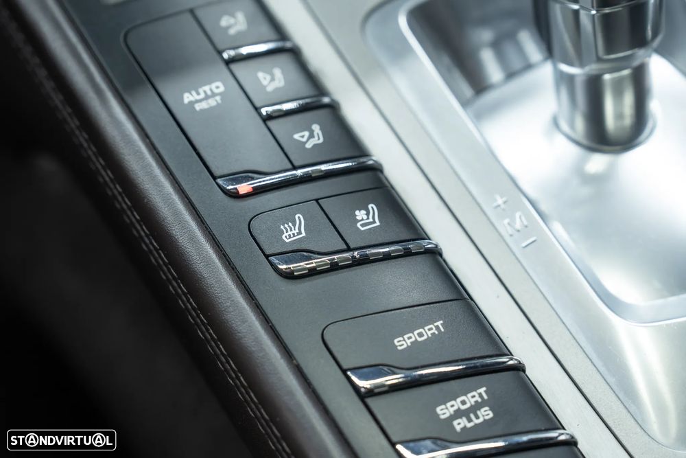 Porsche Panamera 3.0 V6 - 44
