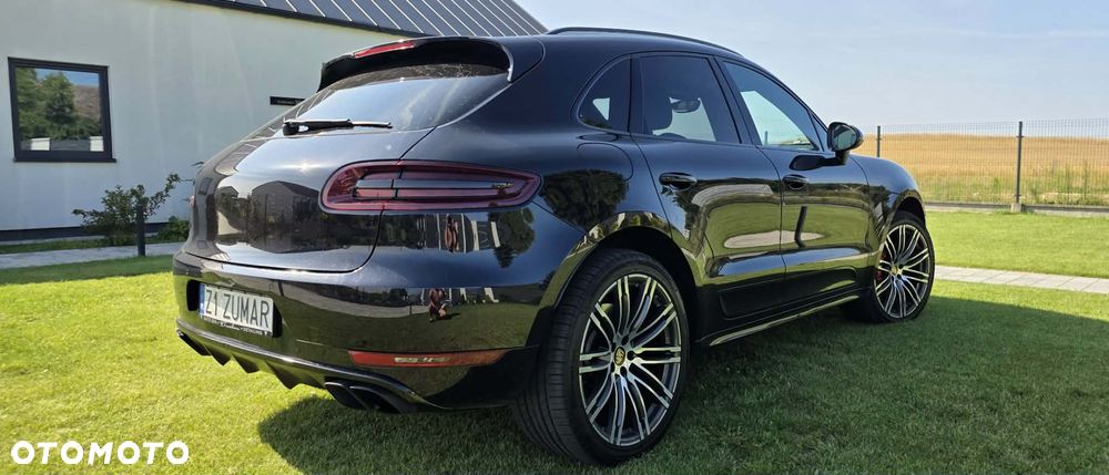 Porsche Macan - 2
