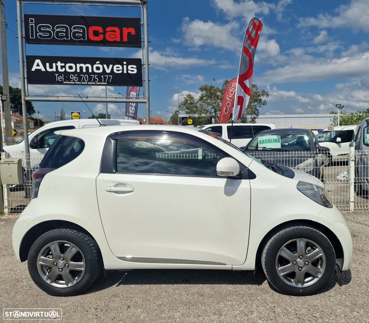 Toyota iQ 1.4 D-4D 2 - 4