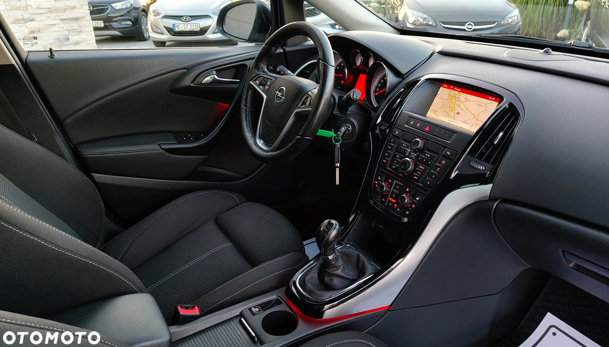 Opel Astra 1.4 Turbo Exklusiv - 27