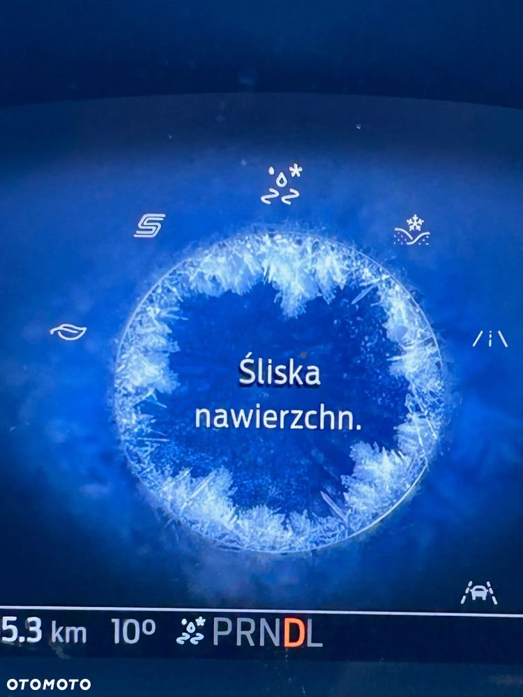 Ford Kuga 2.5 FHEV AWD Titanium - 29