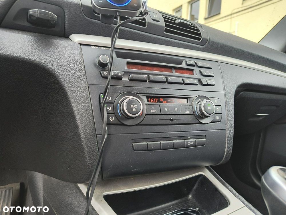 BMW Seria 1 118d Sport Line - 16